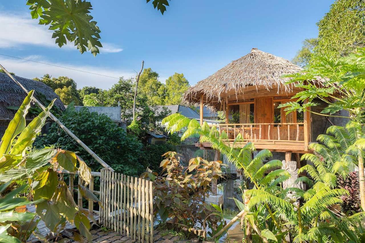 Onong'S Homestay & Cafe Tomohon 外观 照片