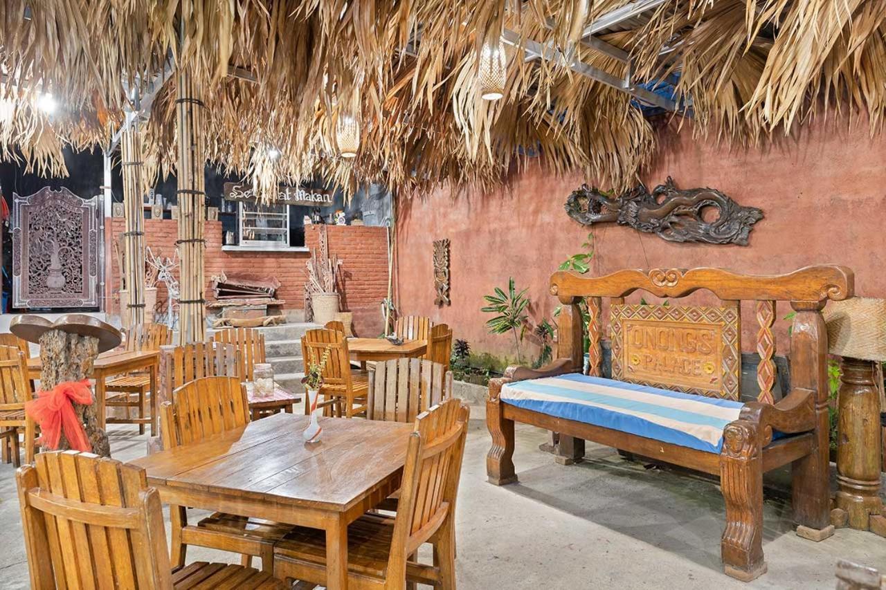 Onong'S Homestay & Cafe Tomohon 外观 照片